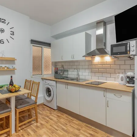 Appartement Sirenas 2 *